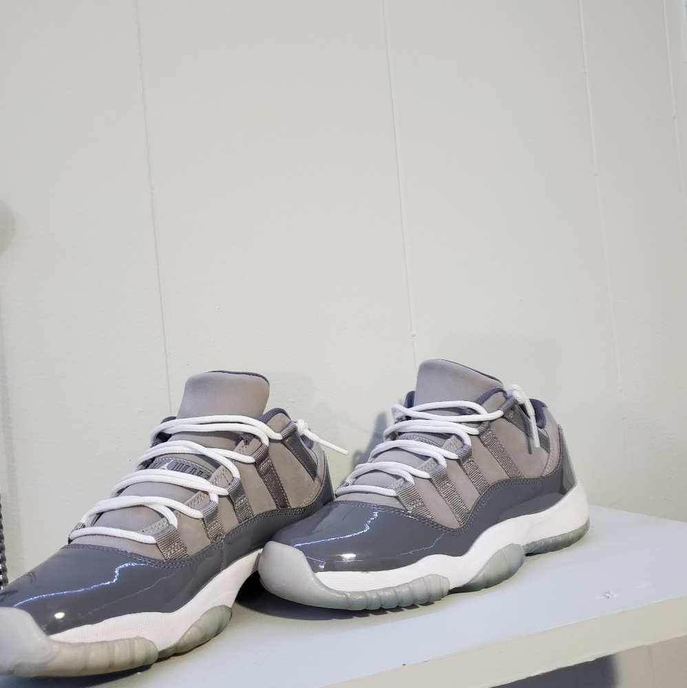 Jordan 11 Retro Low Cool Gray